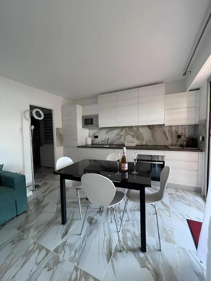 Andrea'S Holydays Apartment Roquebrune-Cap-Martin